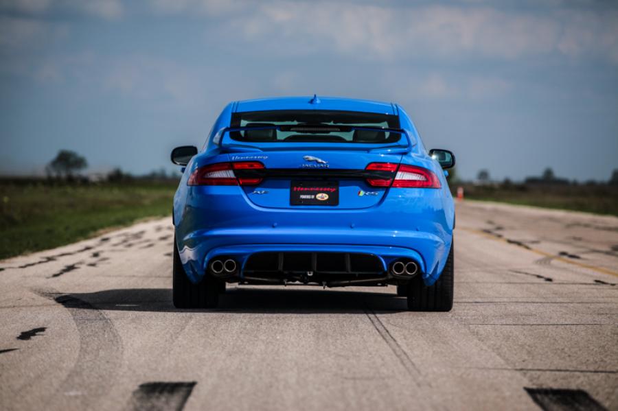  Jaguar XFR-S HPE650 by Hennessey Performance 2014 года  (фото 15 из 26)